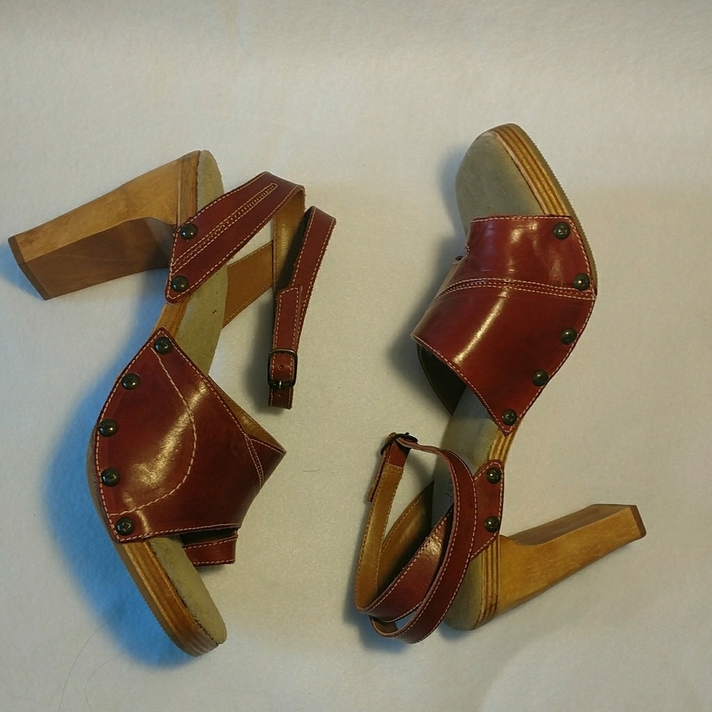 Sold Sunflowers 90's vibtage 70's inspired sandals s8